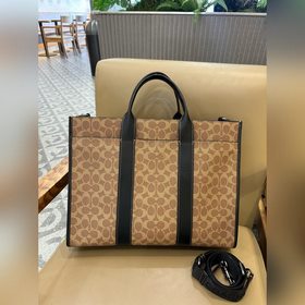 Высшая версия COACH в полной фирменной