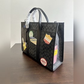 Высшая версия COACH в полной фирменной