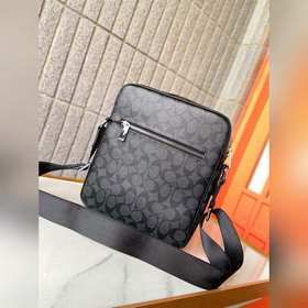 COACH в максимальной комплектации с по