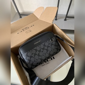 Коричневая сумка для фотоаппарата Coac