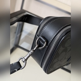 Мужская сумка для фотоаппарата Coach W