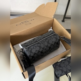 Кошелек Coach в полной комплектации с 