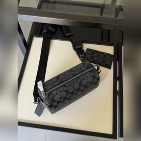 Кошелек Coach в полной комплектации с 