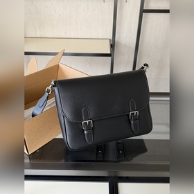 Коричневая сумка-мессенджер Coach в ко