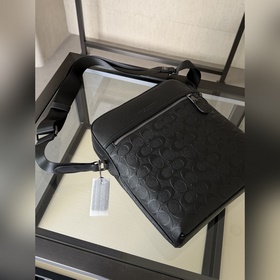 Коричневая сумка Coach в полной компле