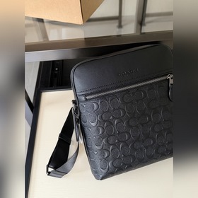 Коричневая сумка Coach в полной компле