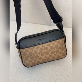 Последний выпуск COACH в полной фирмен