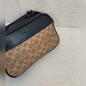 Последний выпуск COACH в полной фирмен
