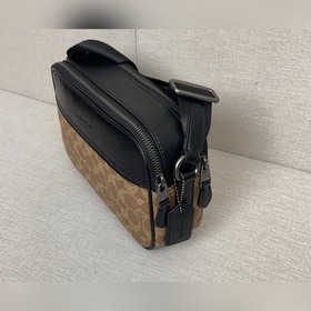 Последний выпуск COACH в полной фирмен