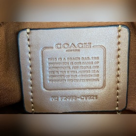 Последний выпуск COACH в полной фирмен