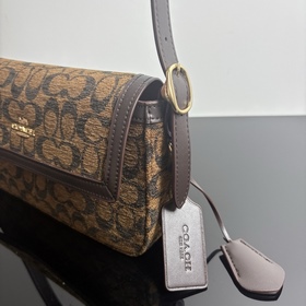 Модель COACH в максимальной комплектац