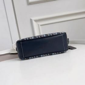 Полная версия Coach в оригинальной упа