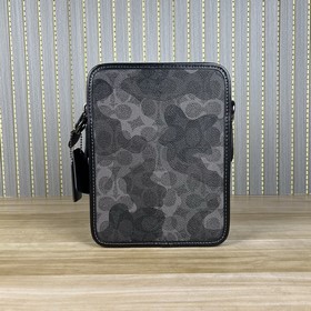 Топовая версия COACH в полной фирменно