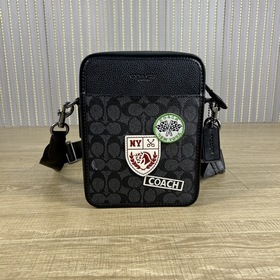 Топовая версия COACH в полной фирменно