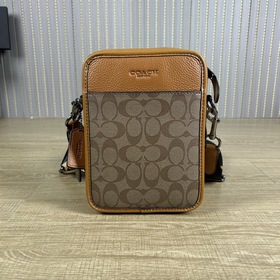 Высшая версия COACH в полной фирменной