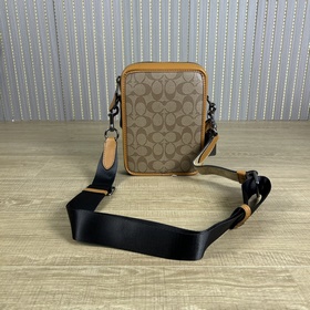 Высшая версия COACH в полной фирменной