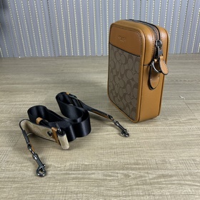Высшая версия COACH в полной фирменной