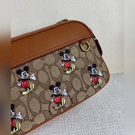 Топовая версия COACH в полной фирменно