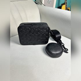 Модель COACH высшего класса в полной ф