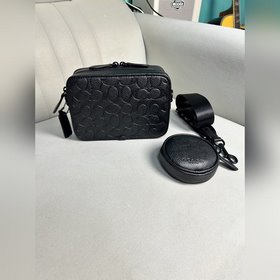 Модель COACH высшего класса в полной ф