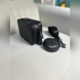 Модель COACH высшего класса в полной ф