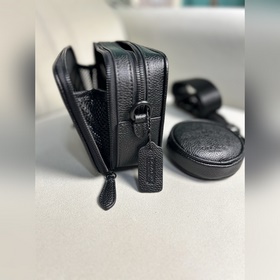 Модель COACH высшего класса в полной ф
