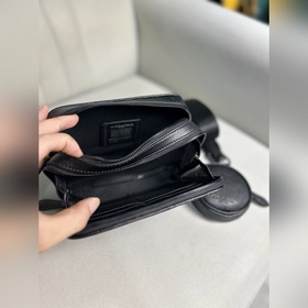 Модель COACH высшего класса в полной ф