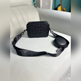 Модель COACH высшего класса в полной ф