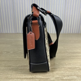 Высшая версия COACH в полной фирменной