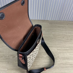 Высшая версия COACH в полной фирменной