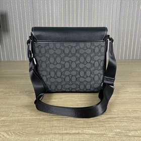 Высшая версия COACH в полной фирменной