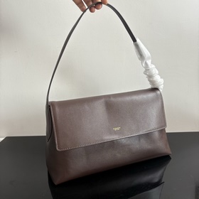 Высшая версия COACH в полной фирменной