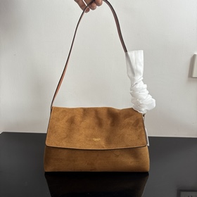 Топ-модель COACH в полной фирменной уп