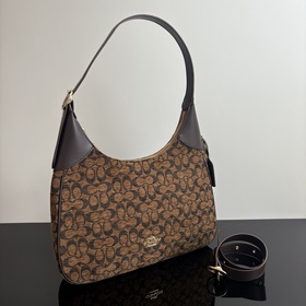 Высшая версия COACH в полной фирменной