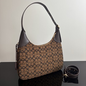 Высшая версия COACH в полной фирменной