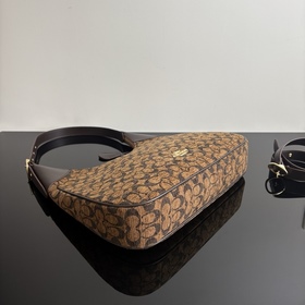 Высшая версия COACH в полной фирменной