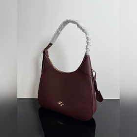 Высшая версия COACH в полной фирменной
