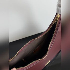 Высшая версия COACH в полной фирменной