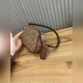 Топовая версия COACH в полной фирменно