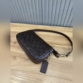 Топовая версия COACH в полной фирменно