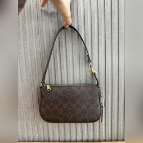 Топовая версия COACH в полной фирменно