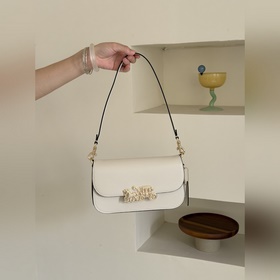 Кочи в максимальной комплектации с пол