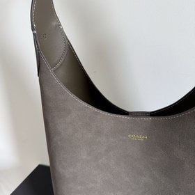 Топовая версия COACH в полной фирменно