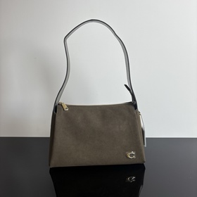 Топовая версия COACH в полной фирменно