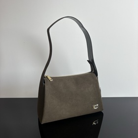 Топовая версия COACH в полной фирменно