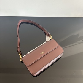 Высшая версия COACH в полной фирменной