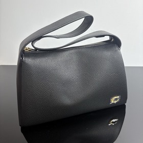 Топовая версия COACH в полной фирменно
