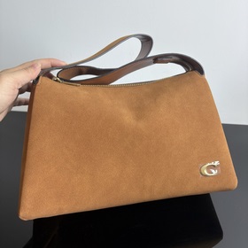 Топовая версия COACH в полной фирменно