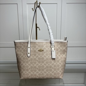 Самая последняя версия Coach в полной