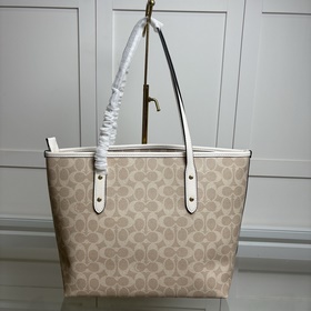 Самая последняя версия Coach в полной 